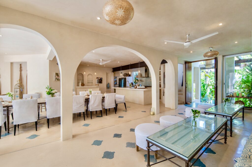 Casa Coco / Carousel