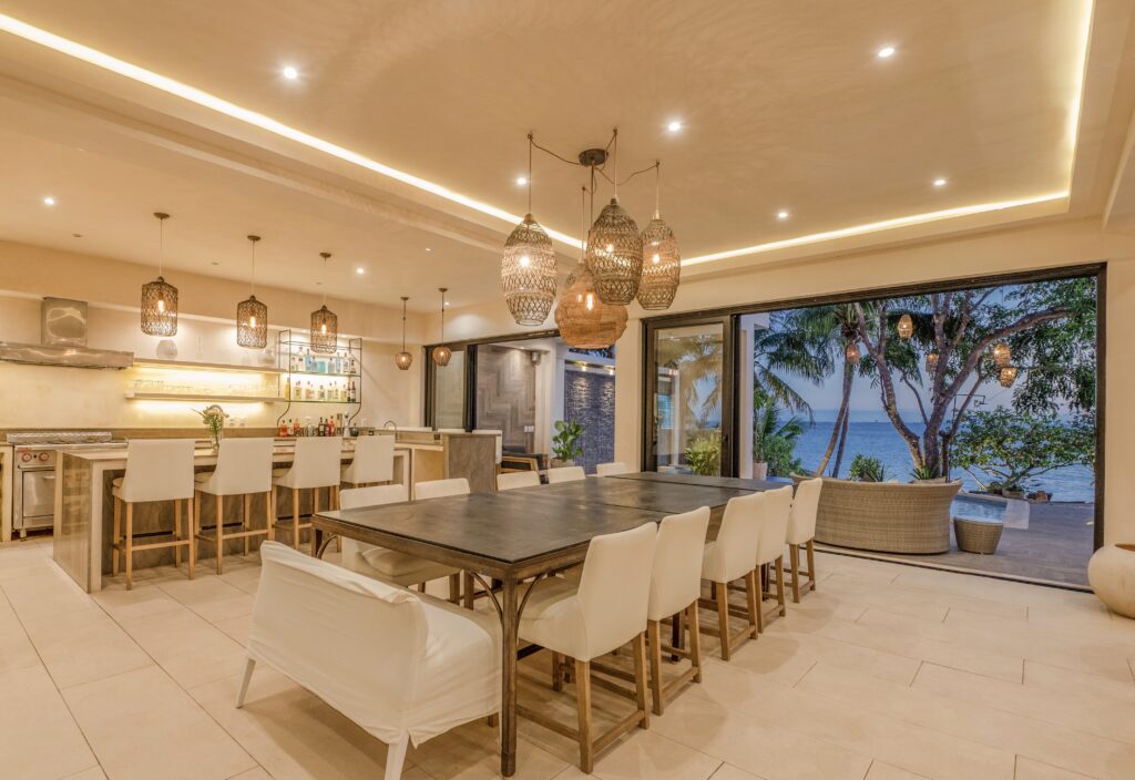 Casa Lola / Carousel