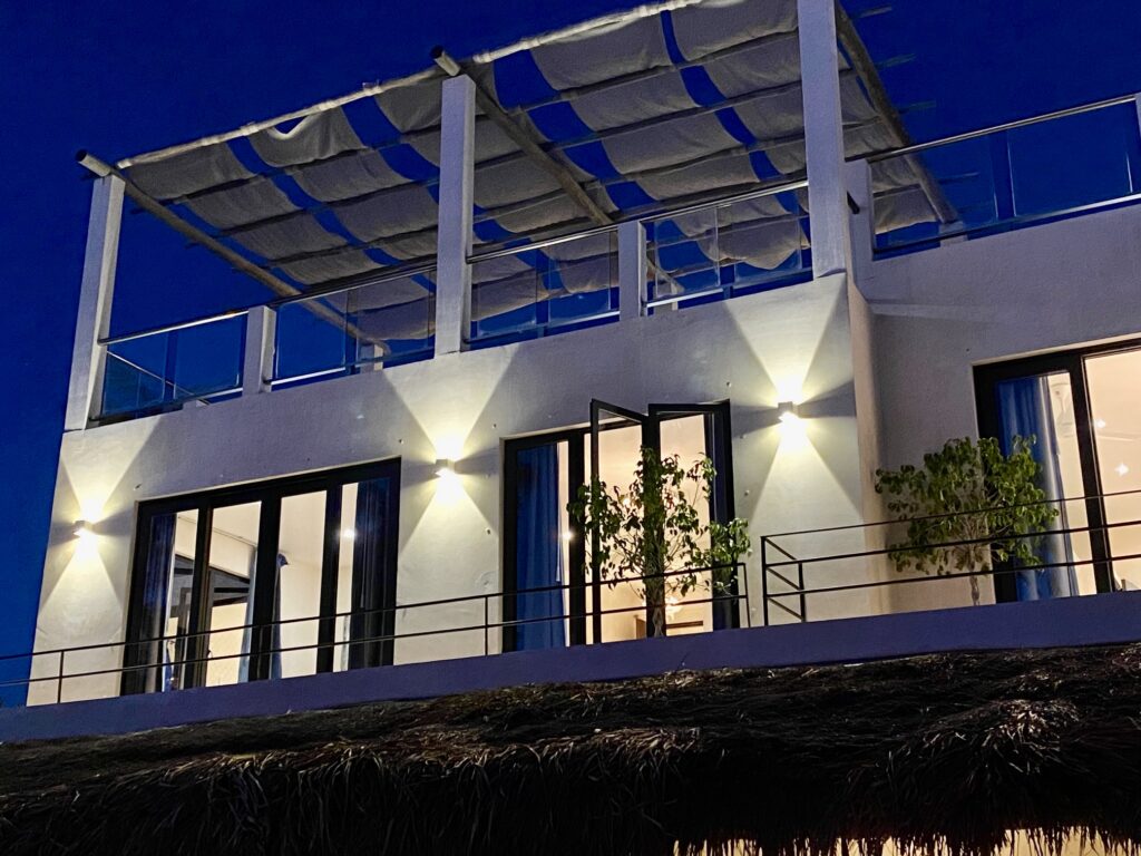 Villa Encantada / Carousel