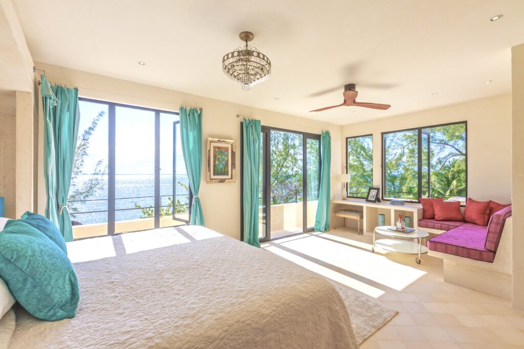 Villa Encantada / Suites